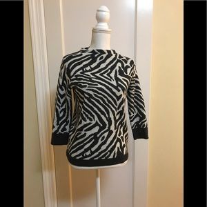 ❤️ Club Monaco zebra animal print sweater ❤️